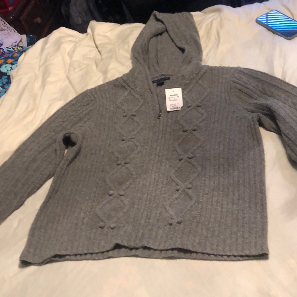 Zip sweater nwt